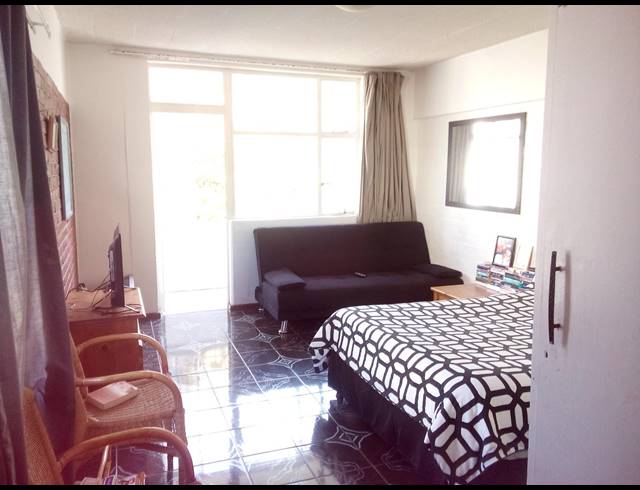 1 BEDROOM APARTMENT RENTED IN HUMEWOOD